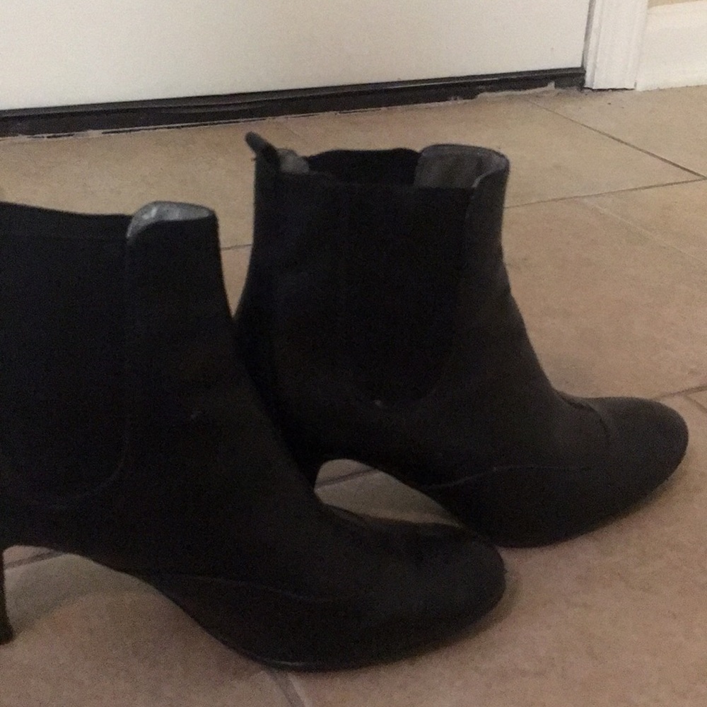 Aerosoles booties